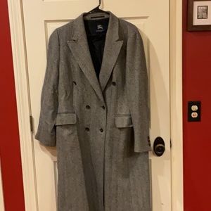 Burberry Herringbone Womens Size 12 Gray Long Wool